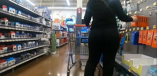  Mom At Walmart See Through Huge Booty Wedgie